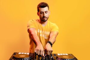 galería de fotos de Jhosval Mix